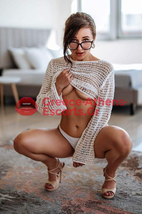 ESCORT NICOLE